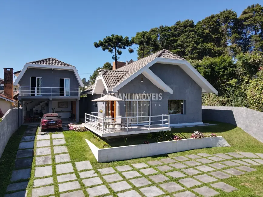 Foto 4 de Casa com 3 quartos à venda, 164m2 em Campos Do Jordao - SP