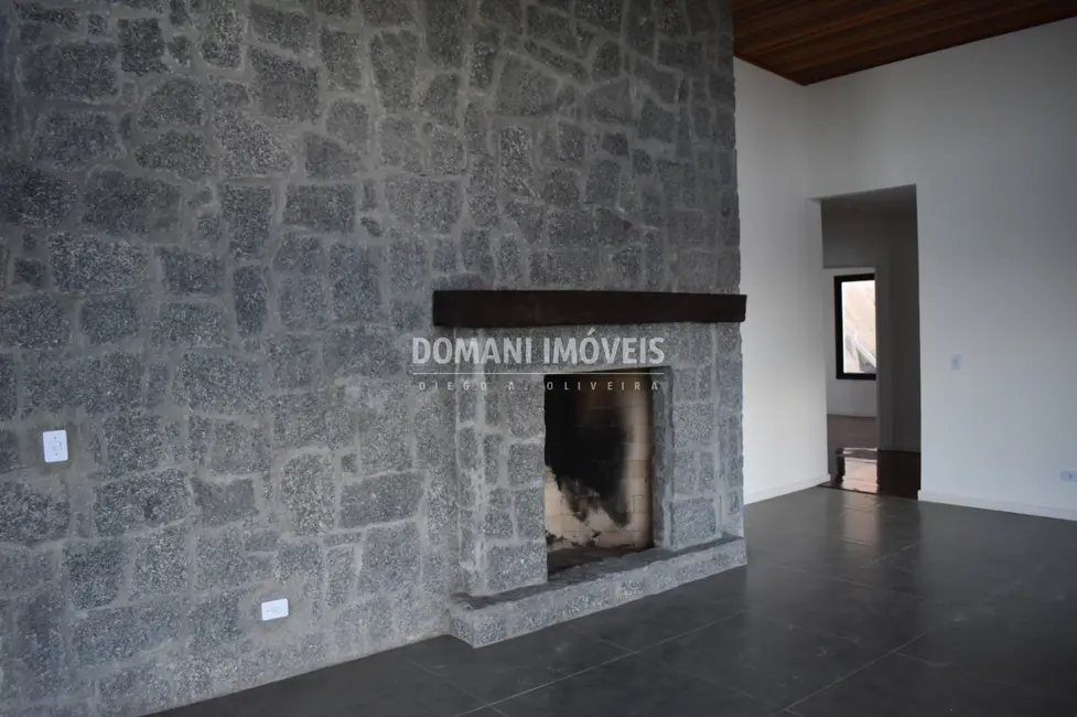 Foto 9 de Casa de Condomínio com 3 quartos à venda, 150m2 em Campos Do Jordao - SP