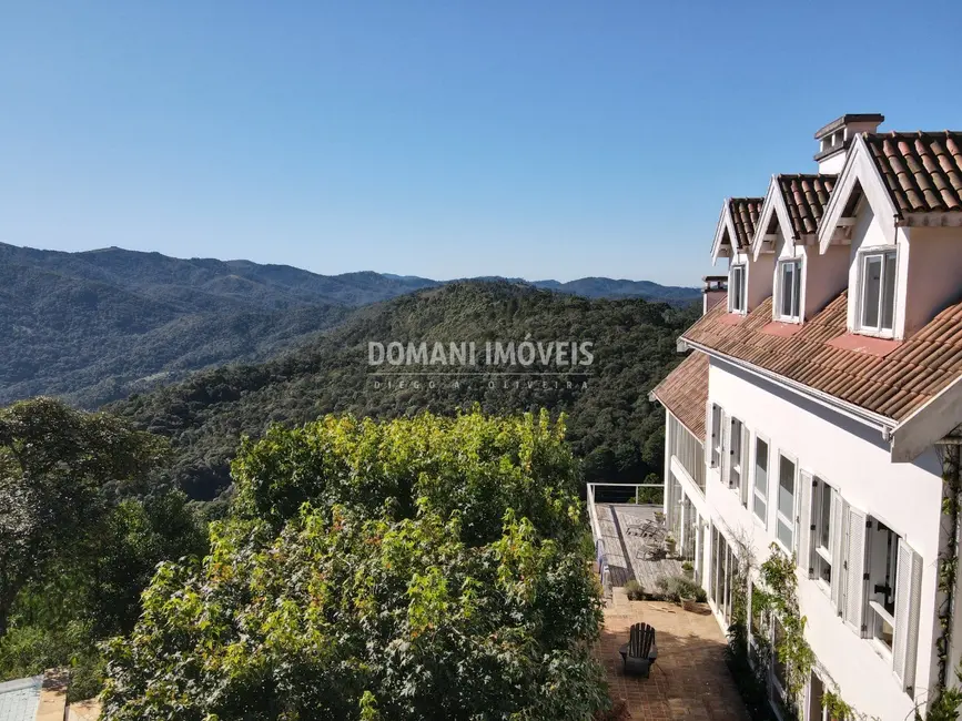 Casa com 5 quartos à venda, 700m2 em Campos Do Jordao - SP - imagem 3 Foto 3 de Casa com 5 quartos à venda, 700m2 em Campos Do Jordao - SP