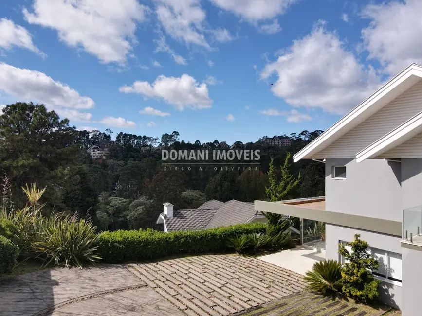 Foto 4 de Casa com 4 quartos à venda, 350m2 em Campos Do Jordao - SP