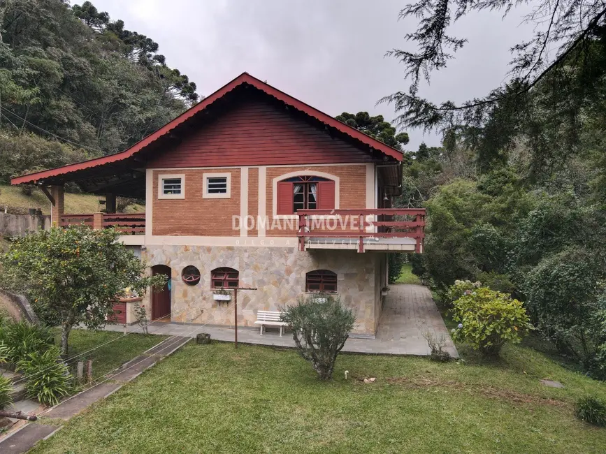 Foto 2 de Casa com 3 quartos à venda, 360m2 em Campos Do Jordao - SP