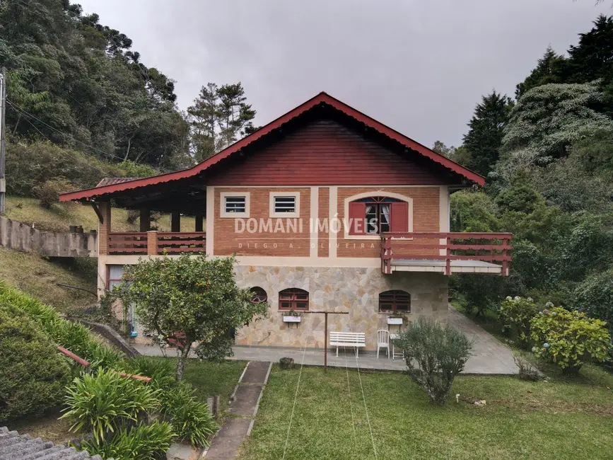 Foto 5 de Casa com 3 quartos à venda, 360m2 em Campos Do Jordao - SP