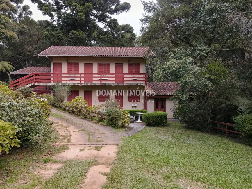 Foto 3 de Casa com 3 quartos à venda, 360m2 em Campos Do Jordao - SP