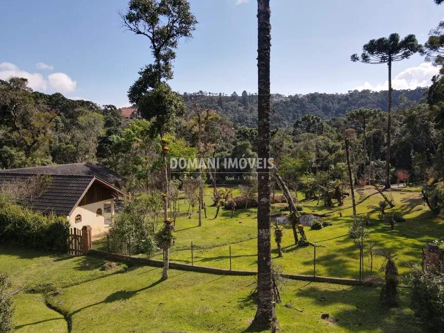 Foto 2 de Casa com 3 quartos à venda, 400m2 em Campos Do Jordao - SP