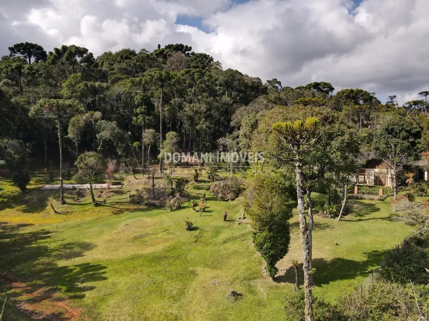 Casa com 3 quartos à venda, 400m2 em Campos Do Jordao - SP - imagem 7 Foto 7 de Casa com 3 quartos à venda, 400m2 em Campos Do Jordao - SP