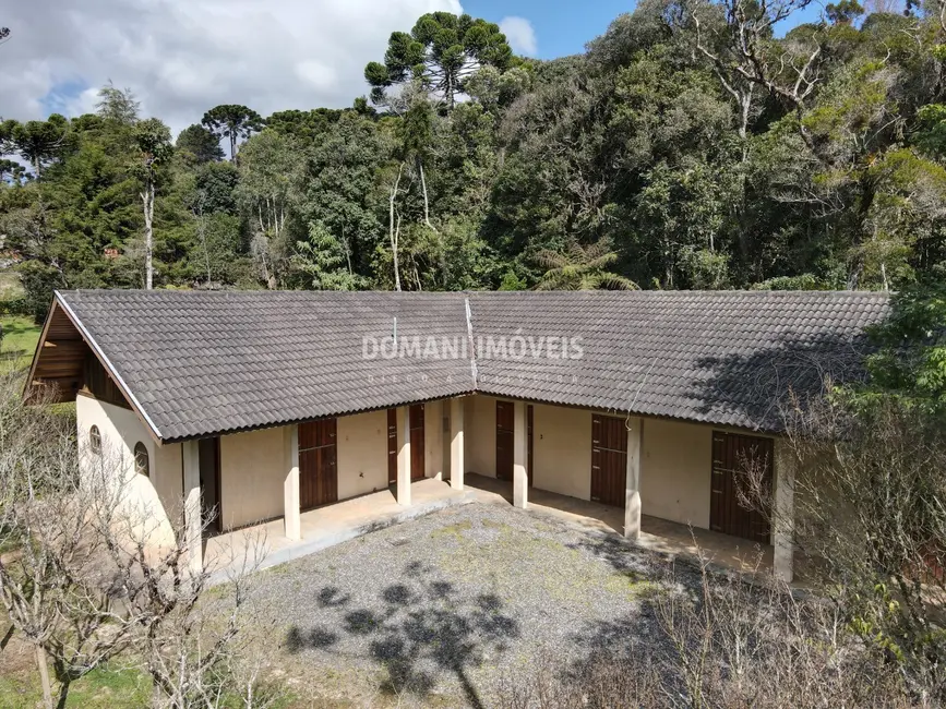 Casa com 3 quartos à venda, 400m2 em Campos Do Jordao - SP - imagem 6 Foto 6 de Casa com 3 quartos à venda, 400m2 em Campos Do Jordao - SP