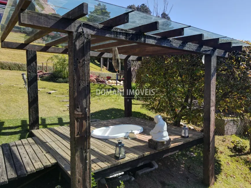 Foto 6 de Casa com 4 quartos à venda, 225m2 em Campos Do Jordao - SP