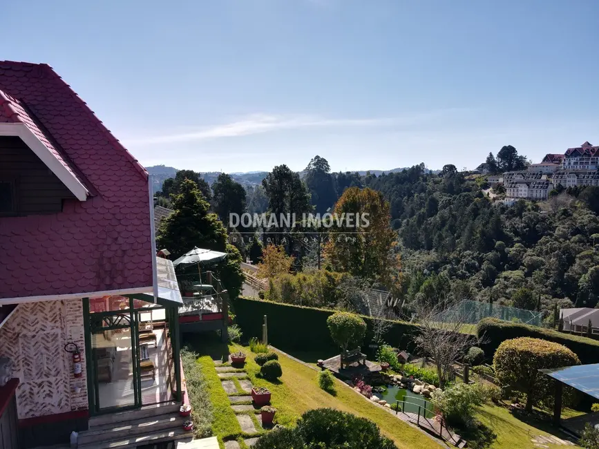 Foto 4 de Casa com 4 quartos à venda, 225m2 em Campos Do Jordao - SP