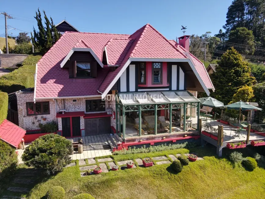 Foto 2 de Casa com 4 quartos à venda, 225m2 em Campos Do Jordao - SP