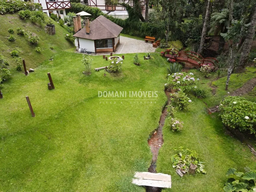 Foto 6 de Apartamento com 3 quartos à venda, 121m2 em Campos Do Jordao - SP