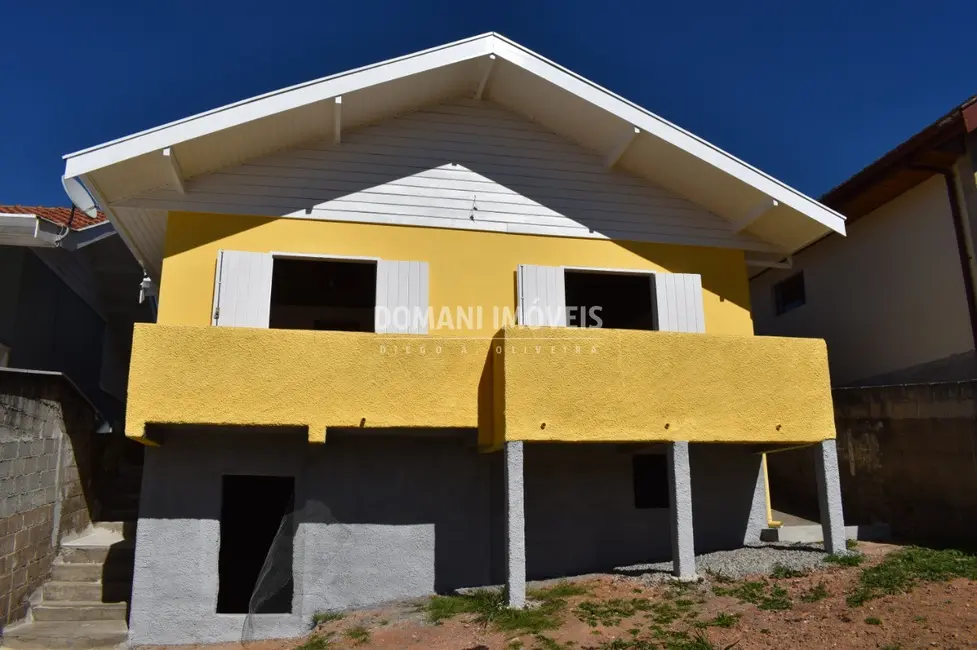 Foto 1 de Casa com 2 quartos à venda, 75m2 em Campos Do Jordao - SP