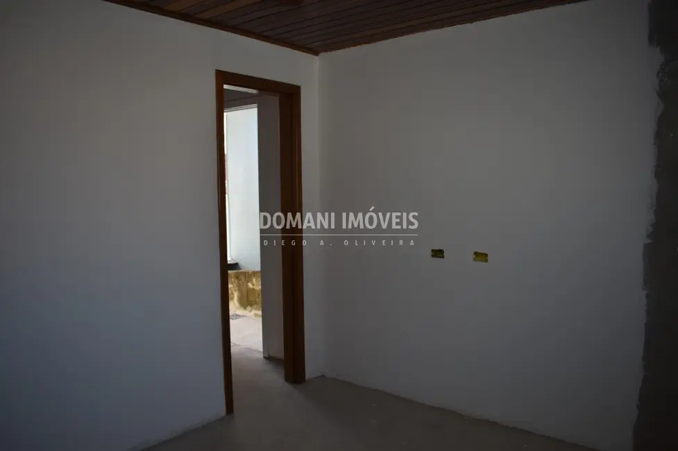 Foto 8 de Casa com 2 quartos à venda, 75m2 em Campos Do Jordao - SP