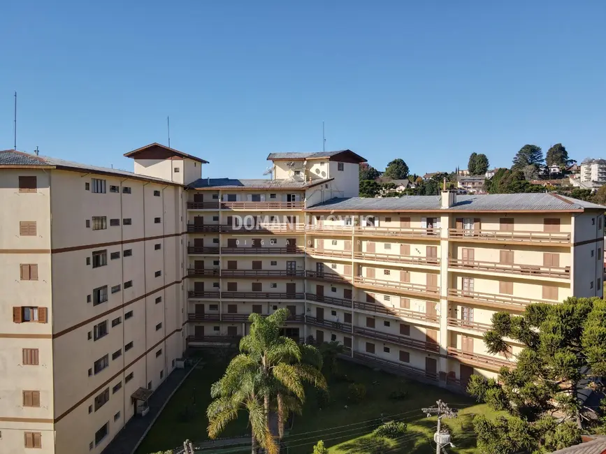 Foto 2 de Apartamento com 3 quartos à venda, 131m2 em Campos Do Jordao - SP