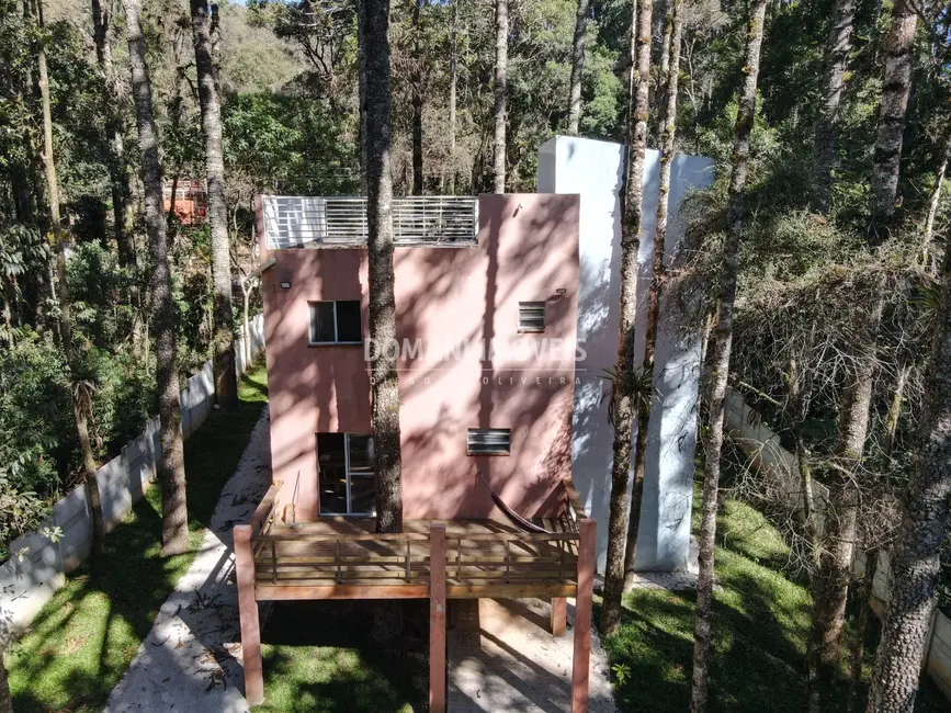 Foto 7 de Casa com 3 quartos à venda, 190m2 em Campos Do Jordao - SP