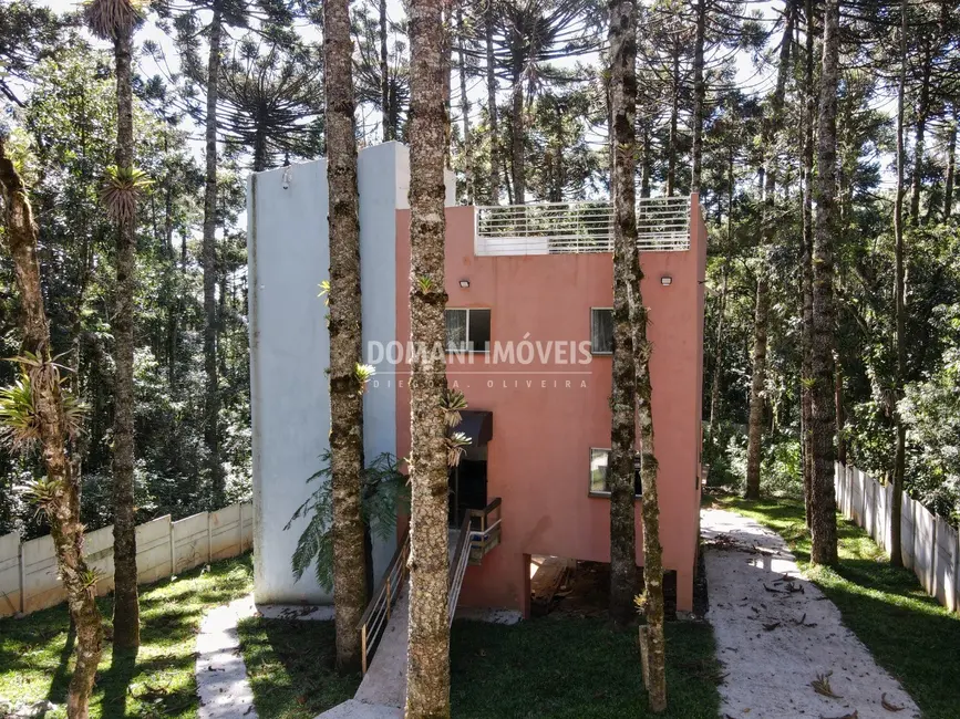 Foto 1 de Casa com 3 quartos à venda, 190m2 em Campos Do Jordao - SP