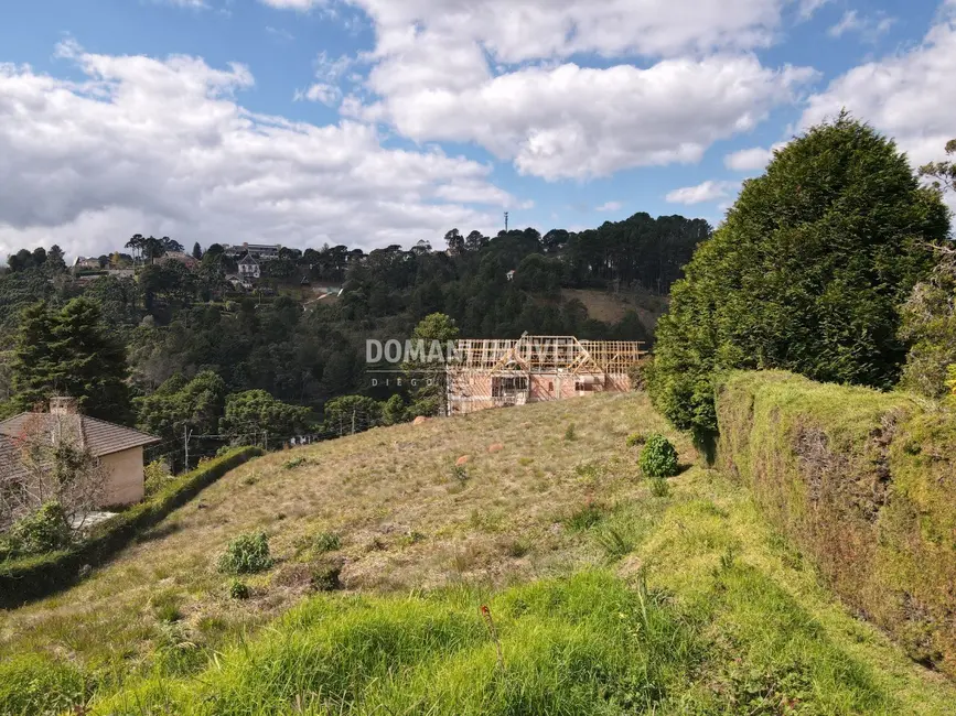 Foto 2 de Terreno / Lote à venda, 2800m2 em Campos Do Jordao - SP