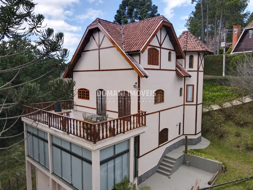 Foto 1 de Casa de Condomínio com 4 quartos à venda, 300m2 em Campos Do Jordao - SP