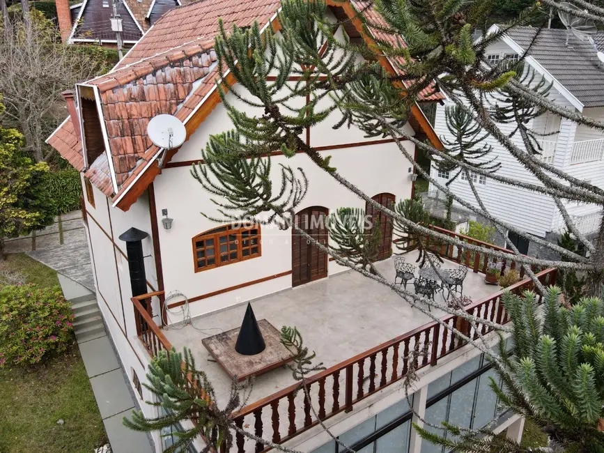 Foto 7 de Casa de Condomínio com 4 quartos à venda, 300m2 em Campos Do Jordao - SP