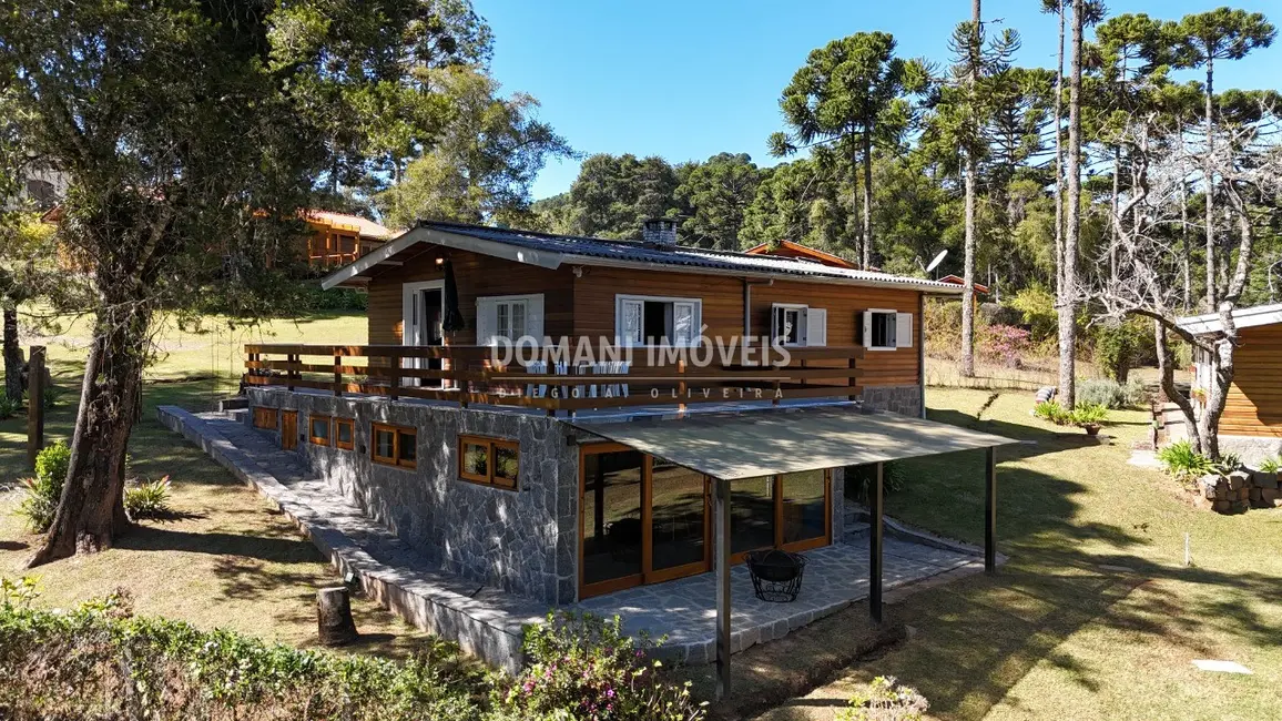 Foto 1 de Casa de Condomínio com 3 quartos à venda, 146m2 em Campos Do Jordao - SP