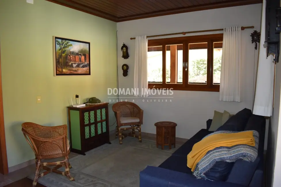 Foto 4 de Casa com 4 quartos à venda, 363m2 em Campos Do Jordao - SP
