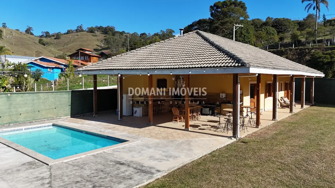 Foto 2 de Sítio / Rancho com 4 quartos à venda e para alugar, 200m2 em Campos Do Jordao - SP