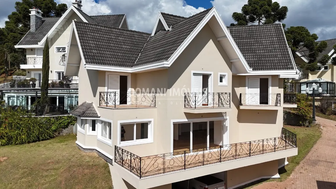 Foto 5 de Casa de Condomínio com 4 quartos à venda, 322m2 em Campos Do Jordao - SP