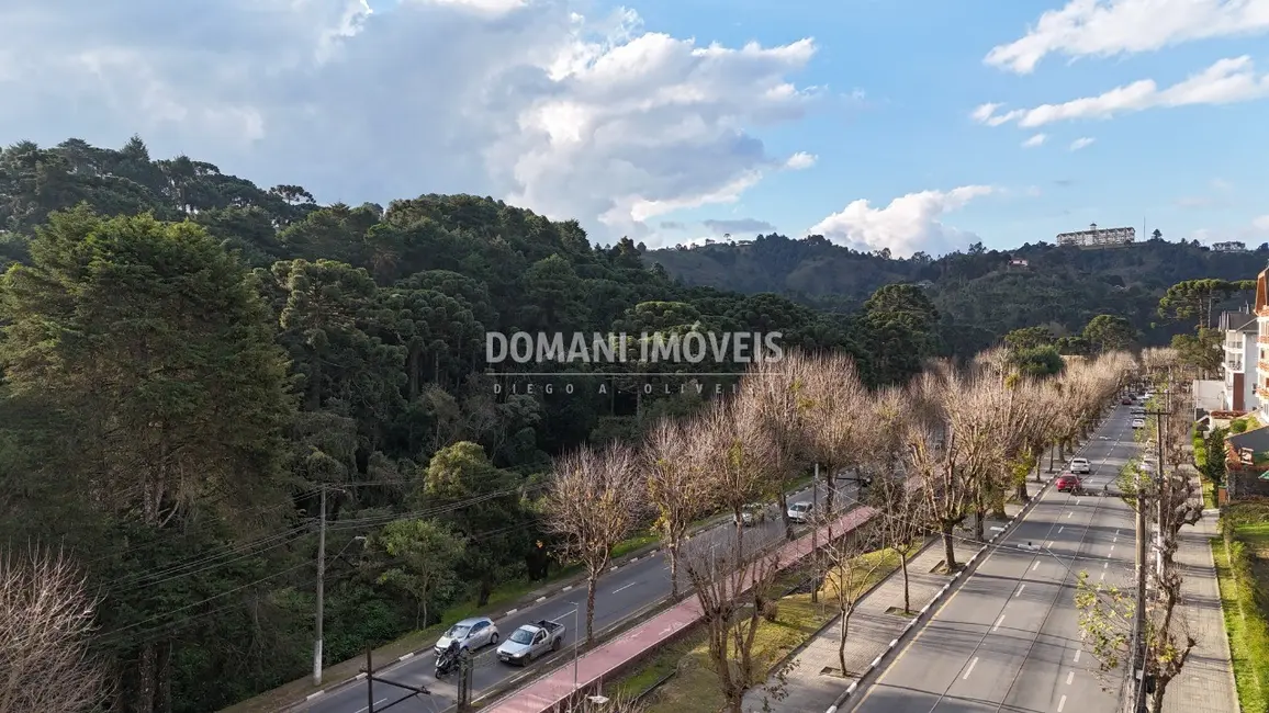 Foto 4 de Apartamento com 3 quartos à venda, 98m2 em Campos Do Jordao - SP