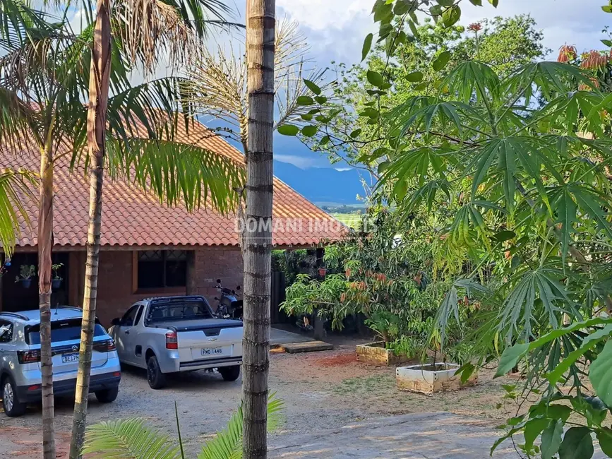 Foto 3 de Sítio / Rancho com 3 quartos à venda, 247m2 em Taubate - SP