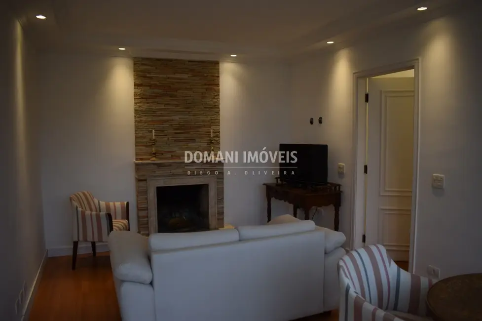 Casa com 2 quartos à venda, 115m2 em Campos Do Jordao - SP - imagem 8 Foto 8 de Casa com 2 quartos à venda, 115m2 em Campos Do Jordao - SP