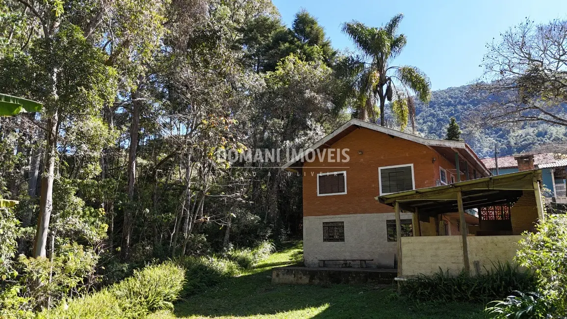 Foto 1 de Casa com 2 quartos à venda, 81m2 em Campos Do Jordao - SP