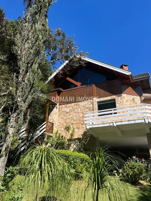 Foto 1 de Casa com 3 quartos à venda, 296m2 em Campos Do Jordao - SP