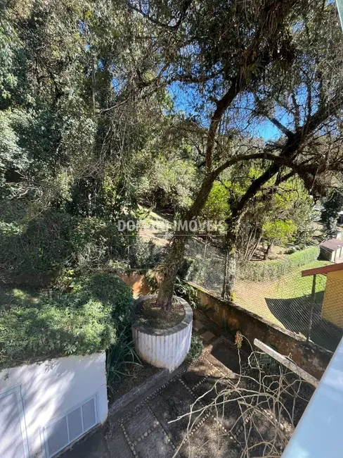 Foto 4 de Casa com 3 quartos à venda, 296m2 em Campos Do Jordao - SP