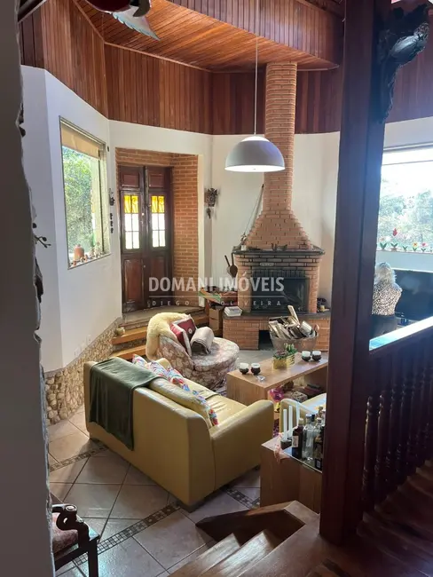 Foto 6 de Casa com 3 quartos à venda, 296m2 em Campos Do Jordao - SP