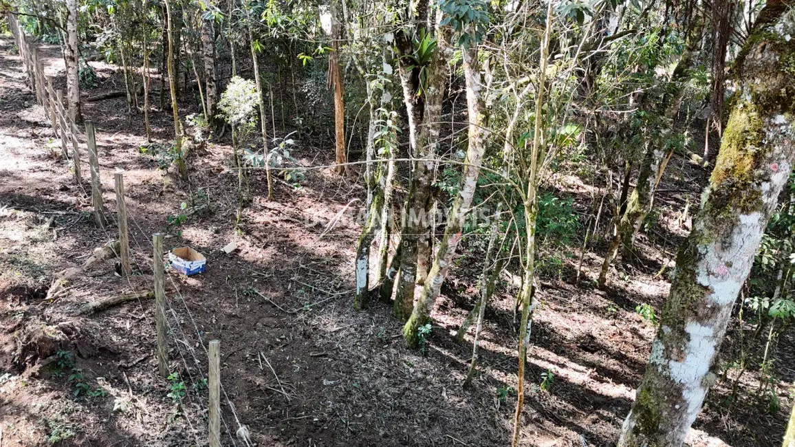 Foto 2 de Terreno / Lote à venda, 1080m2 em Campos Do Jordao - SP