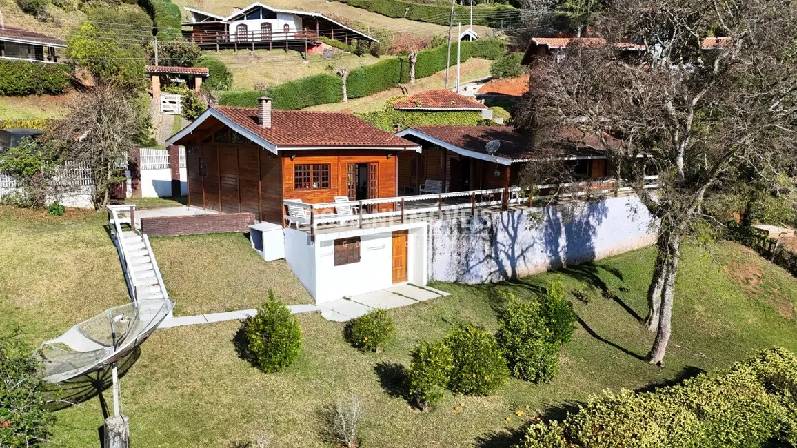 Foto 5 de Casa de Condomínio com 3 quartos à venda, 200m2 em Campos Do Jordao - SP