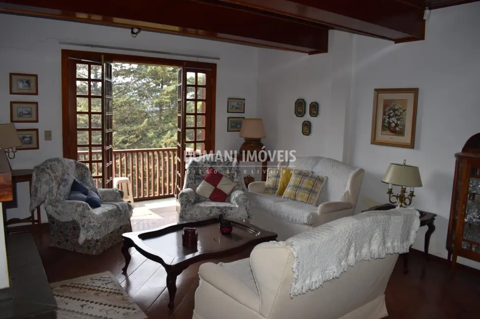 Foto 9 de Apartamento com 3 quartos à venda, 142m2 em Campos Do Jordao - SP