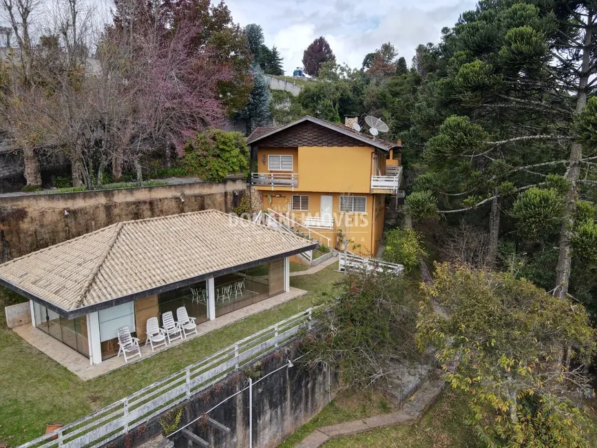 Foto 4 de Casa com 4 quartos à venda, 424m2 em Campos Do Jordao - SP