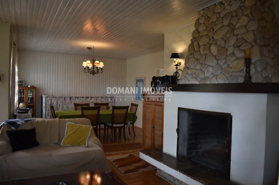 Foto 9 de Casa com 4 quartos à venda, 424m2 em Campos Do Jordao - SP