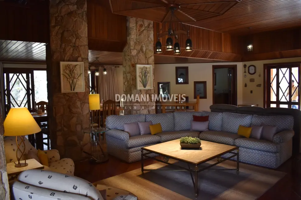 Foto 9 de Casa com 7 quartos à venda, 687m2 em Campos Do Jordao - SP