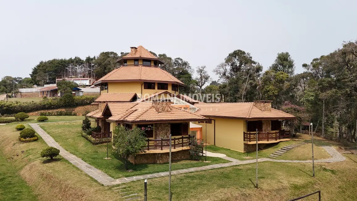 Foto 2 de Casa com 7 quartos à venda, 687m2 em Campos Do Jordao - SP