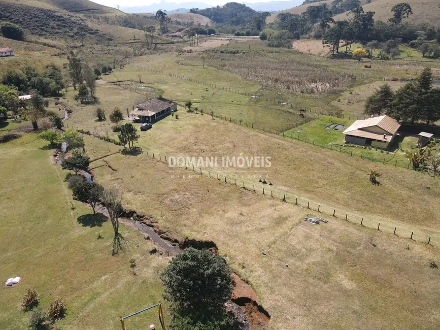 Foto 1 de Sítio / Rancho com 1 quarto à venda, 50m2 em Santo Antonio Do Pinhal - SP