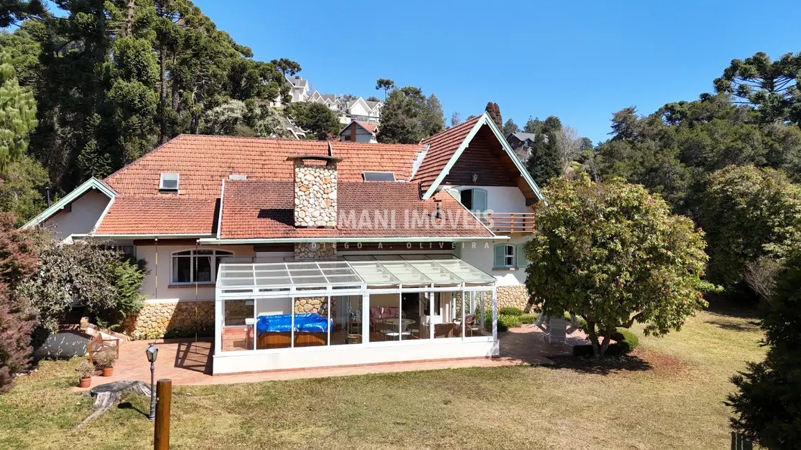 Foto 3 de Casa com 5 quartos à venda, 912m2 em Campos Do Jordao - SP