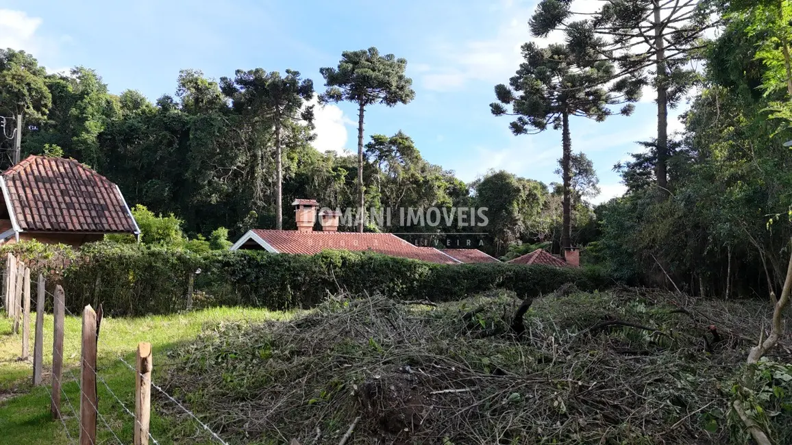 Foto 1 de Terreno / Lote à venda, 1010m2 em Campos Do Jordao - SP