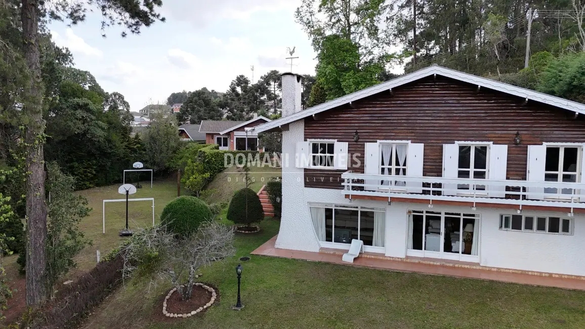 Foto 6 de Casa com 4 quartos à venda, 485m2 em Campos Do Jordao - SP