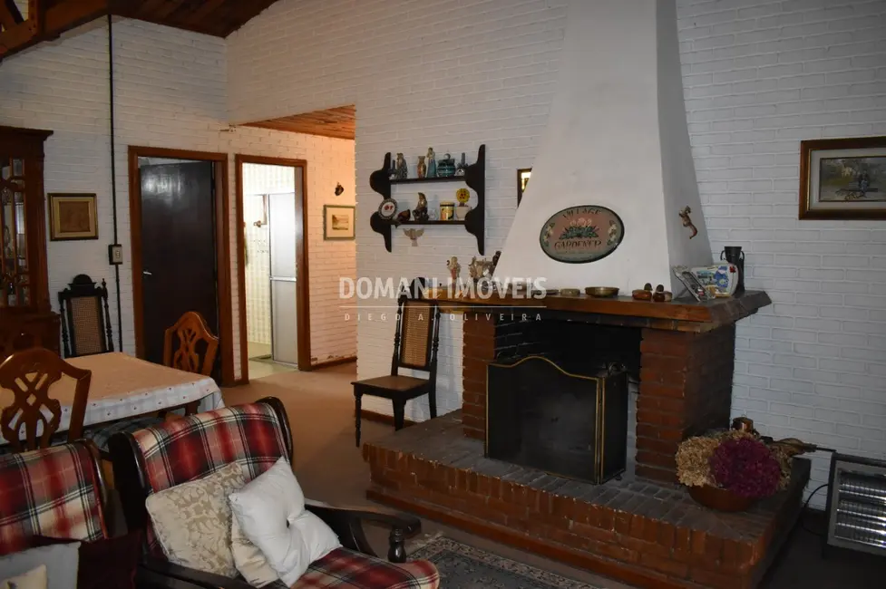 Foto 7 de Casa com 3 quartos à venda, 290m2 em Campos Do Jordao - SP