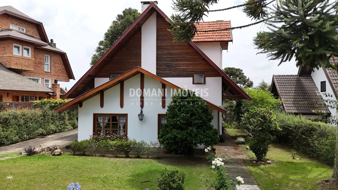 Foto 2 de Casa com 4 quartos à venda, 248m2 em Campos Do Jordao - SP