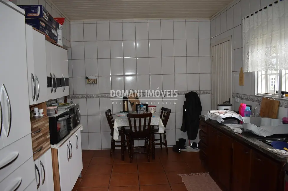 Foto 9 de Casa com 4 quartos à venda, 263m2 em Campos Do Jordao - SP