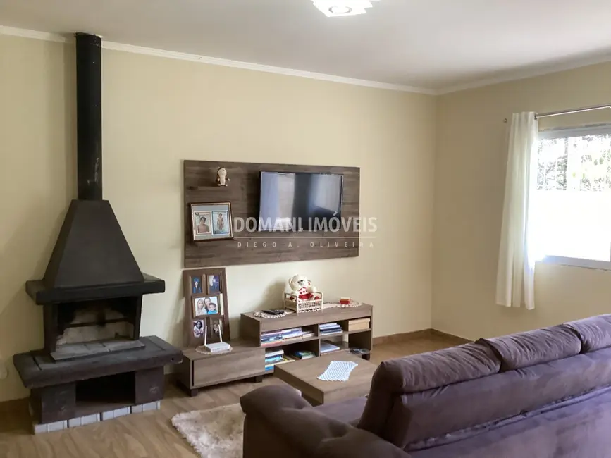 Foto 9 de Casa com 2 quartos à venda, 133m2 em Campos Do Jordao - SP