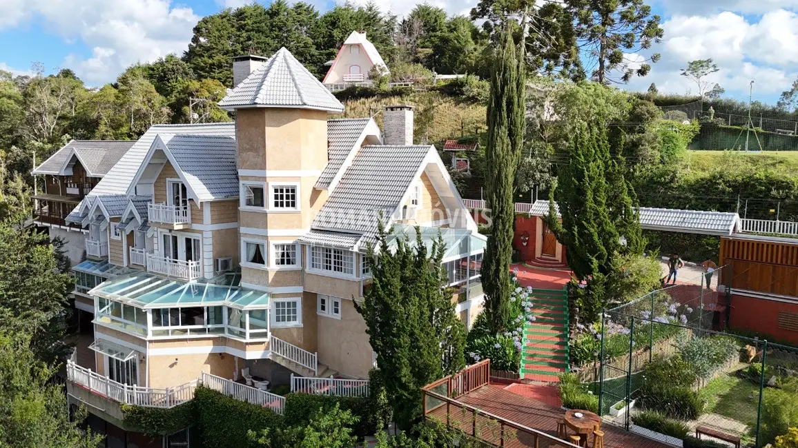 Foto 1 de Casa com 5 quartos à venda, 800m2 em Campos Do Jordao - SP