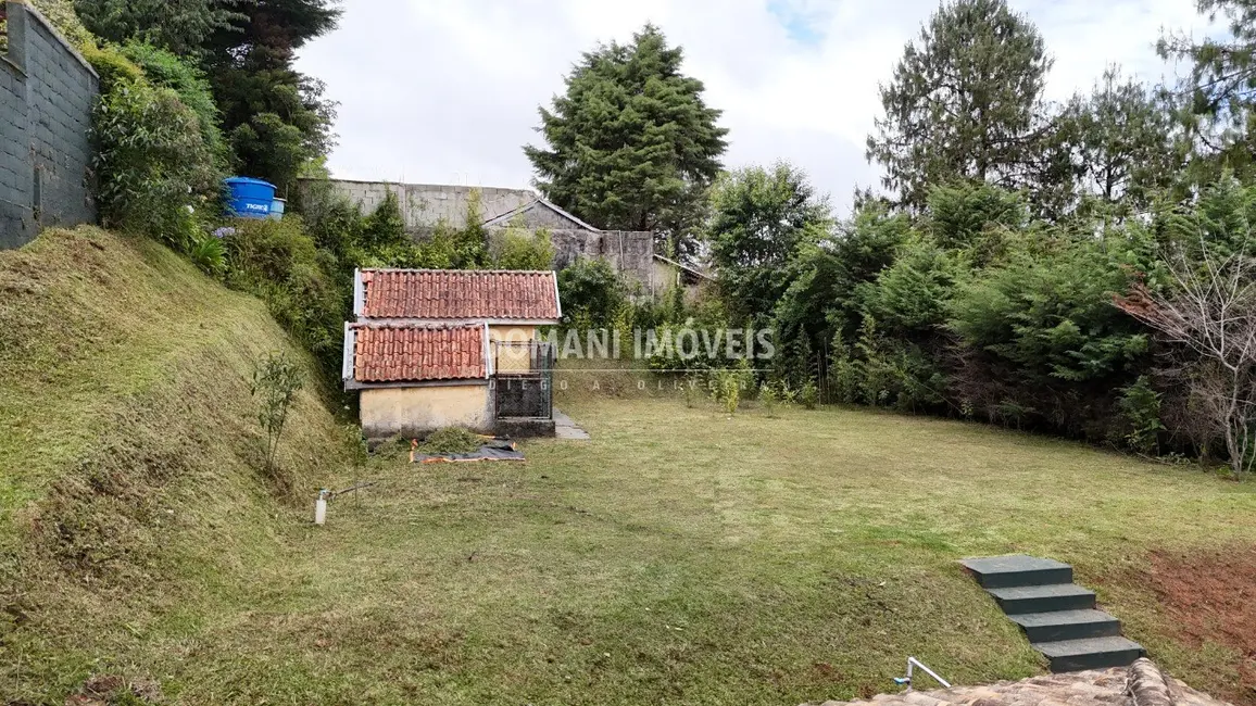 Casa com 4 quartos à venda, 222m2 em Campos Do Jordao - SP - imagem 4 Foto 4 de Casa com 4 quartos à venda, 222m2 em Campos Do Jordao - SP